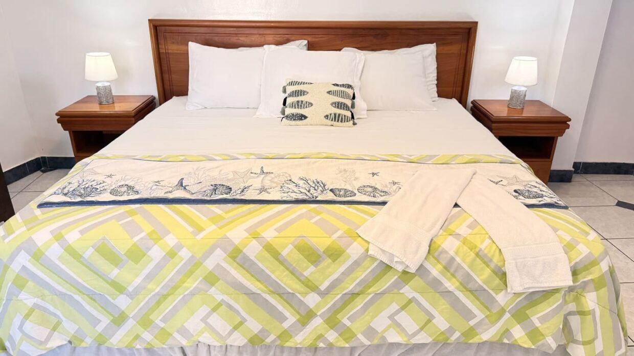 White State Room layout